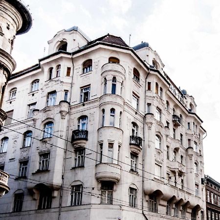 Royal Center Apartment Будапеща Екстериор снимка