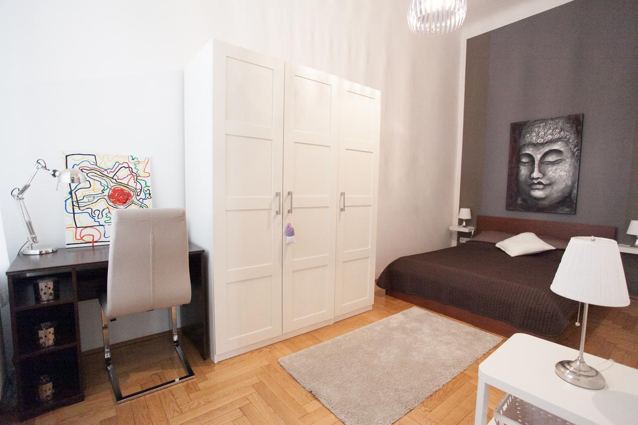 Royal Center Apartment Будапеща Екстериор снимка