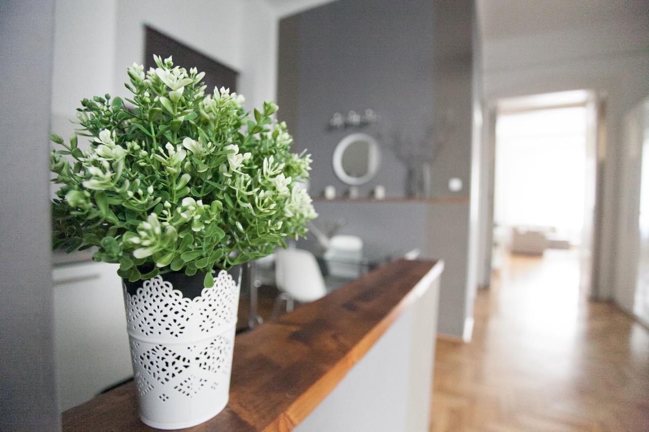 Royal Center Apartment Будапеща Екстериор снимка